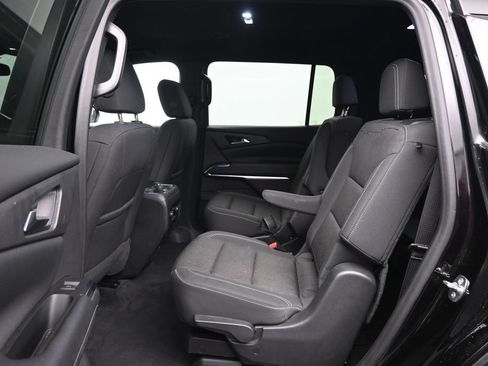 Used 2024 Chevrolet Traverse LT AWD/4WD image 31