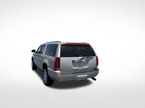 Used 2008 Cadillac Escalade ESV AWD image 7