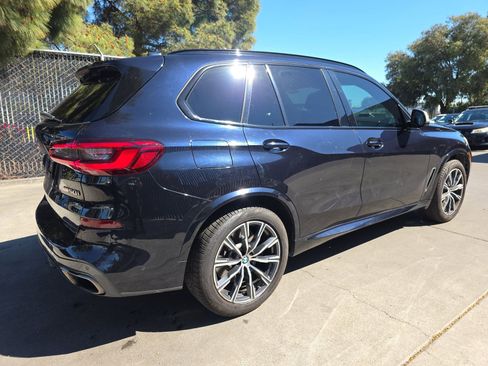 Used 2020 BMW X5 M50i w/ Premium Package image 6