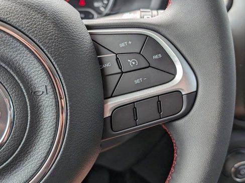 New 2023 Jeep Renegade Trailhawk image 21