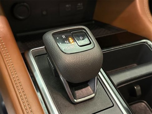 Used 2024 Nissan Pathfinder Platinum w/ Cargo Package image 31