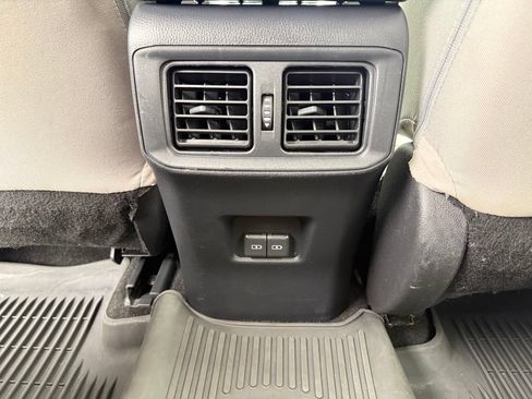 Used 2025 Toyota RAV4 XLE w/ Convenience Package AWD/4WD image 14