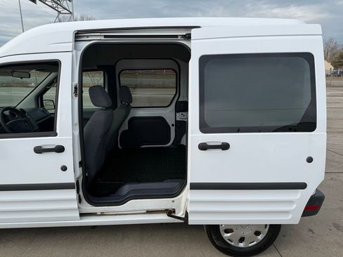 Used 2010 Ford Transit Connect XL image 20