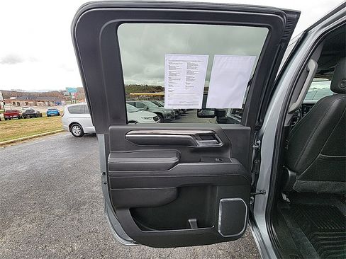 Used 2024 Chevrolet Silverado 3500 LTZ w/ LTZ Convenience Package image 27