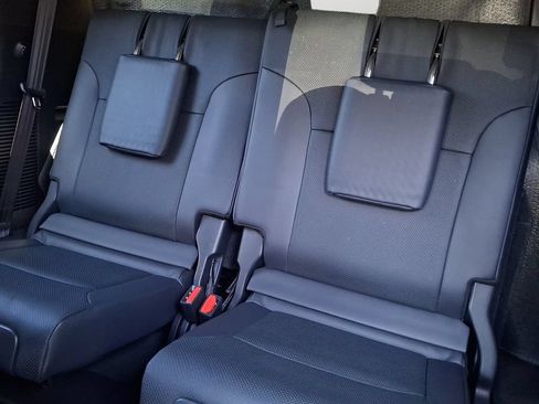 Used 2025 Lexus LX 600 4WD w/ Accessory Package (2T) image 12