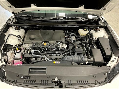 Used 2025 Toyota Camry LE FWD image 29
