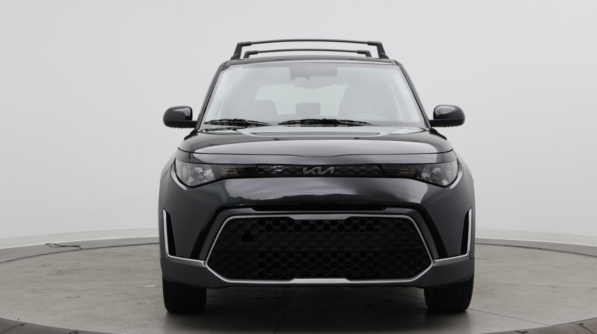 Used 2024 Kia Soul EX w/ Option Group 015 FWD image 2