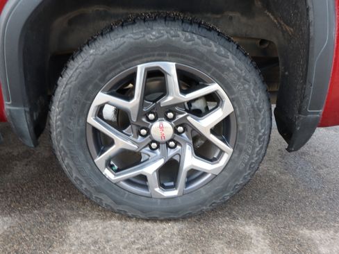 Certified 2024 GMC Sierra 1500 SLT w/ SLT Premium Package image 21