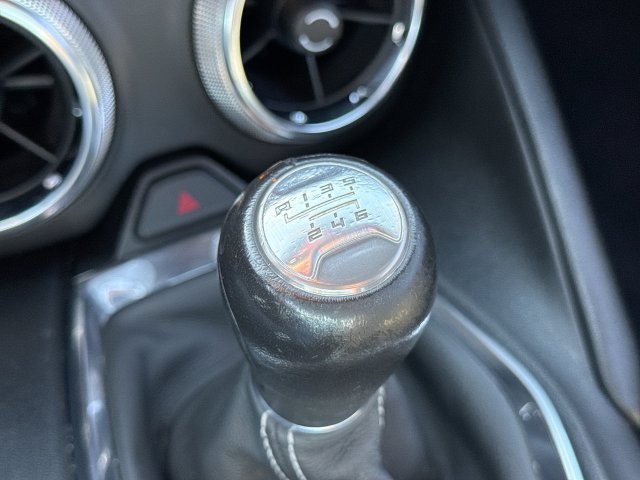 Used 2022 Chevrolet Camaro LT RWD image 20