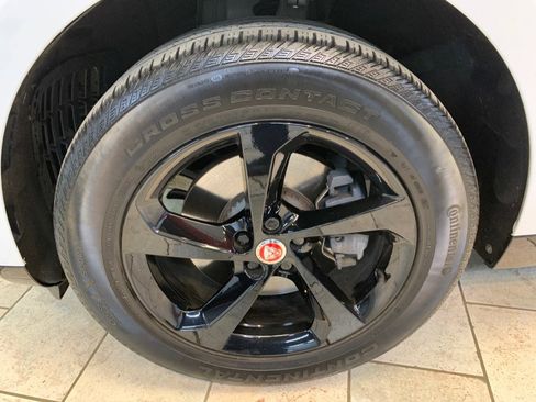 Used 2023 Jaguar F-PACE S AWD/4WD image 12