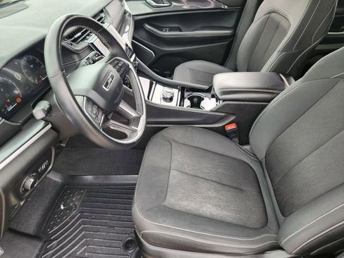 Used 2021 Jeep Grand Cherokee L Laredo w/ Luxury Tech Group I RWD image 11