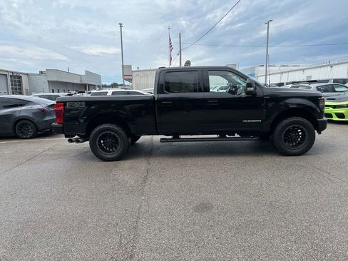 Used 2022 Ford F250 Lariat w/ Black Appearance Package AWD/4WD image 4