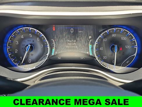 New 2025 Chrysler Pacifica Select image 20