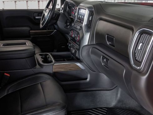 Used 2021 Chevrolet Silverado 1500 LT Trail Boss w/ Convenience Package II image 12