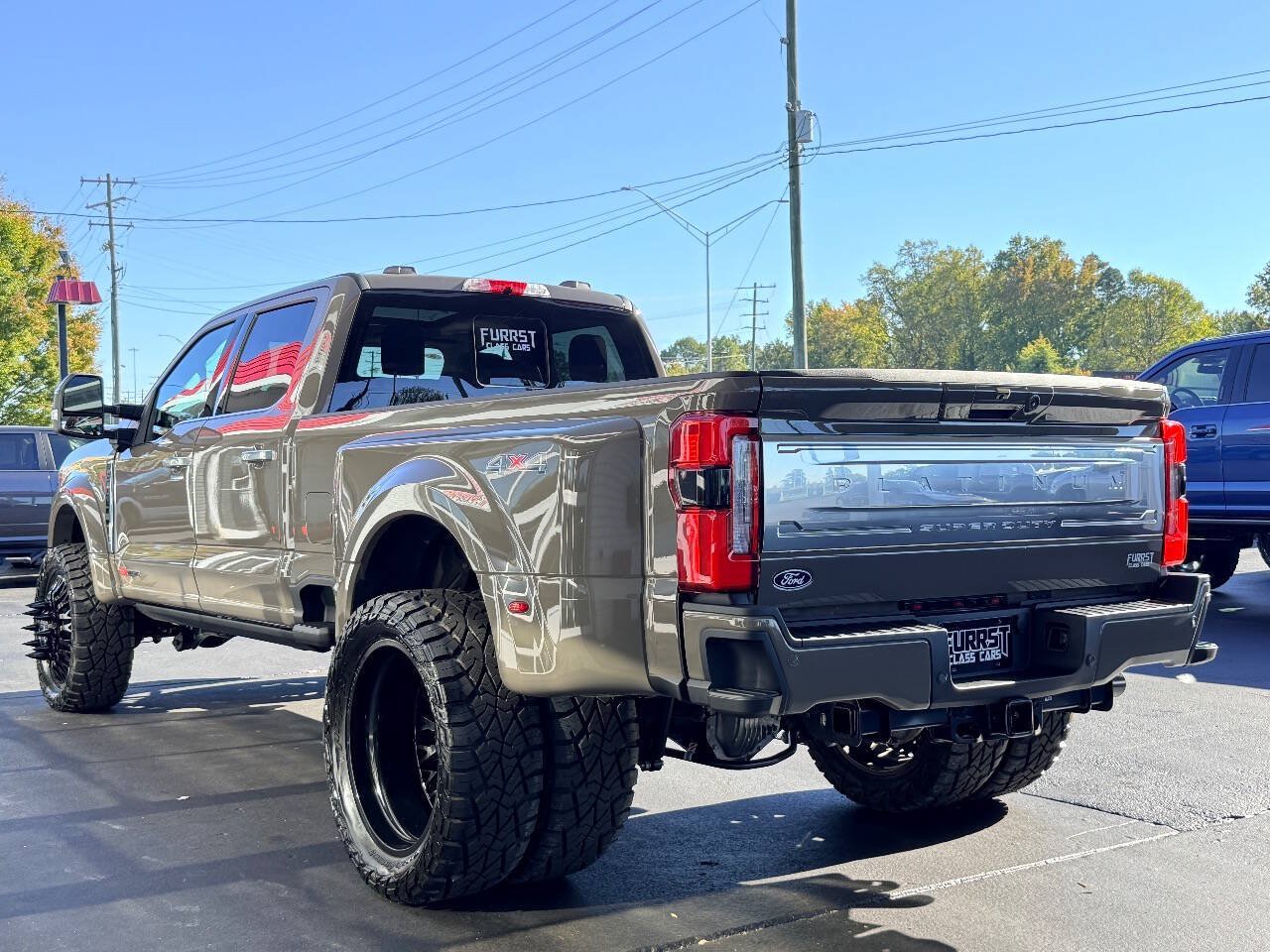 Used 2027 Ford F450 Platinum w/ Platinum Plus Package AWD/4WD image 4