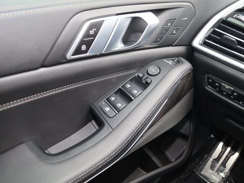 Used 2021 BMW X5 M50i image 42