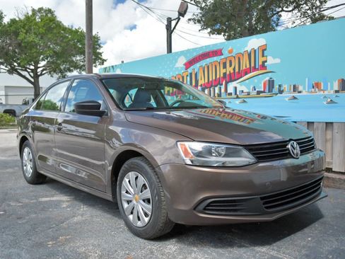 Used 2014 Volkswagen Jetta S image 25