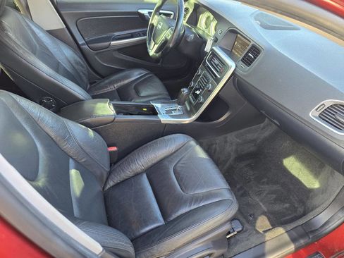 Used 2012 Volvo S60 T5 w/ Multimedia Pkg image 16