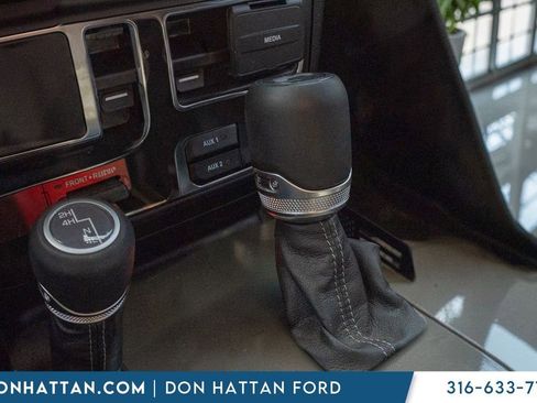 Used 2025 Jeep Wrangler Rubicon w/ Convenience Group image 12