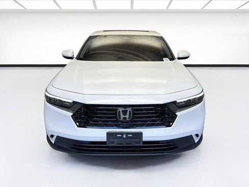 Used 2023 Honda Accord EX image 2