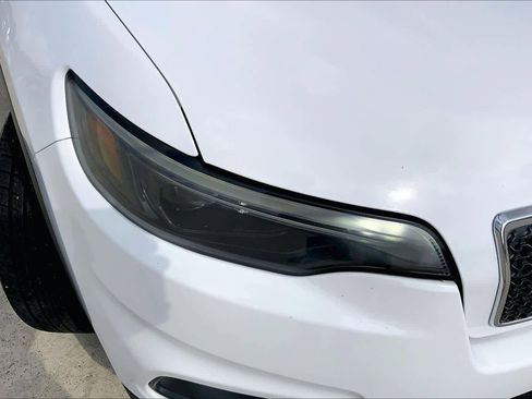 Used 2021 Jeep Cherokee Latitude Plus image 26