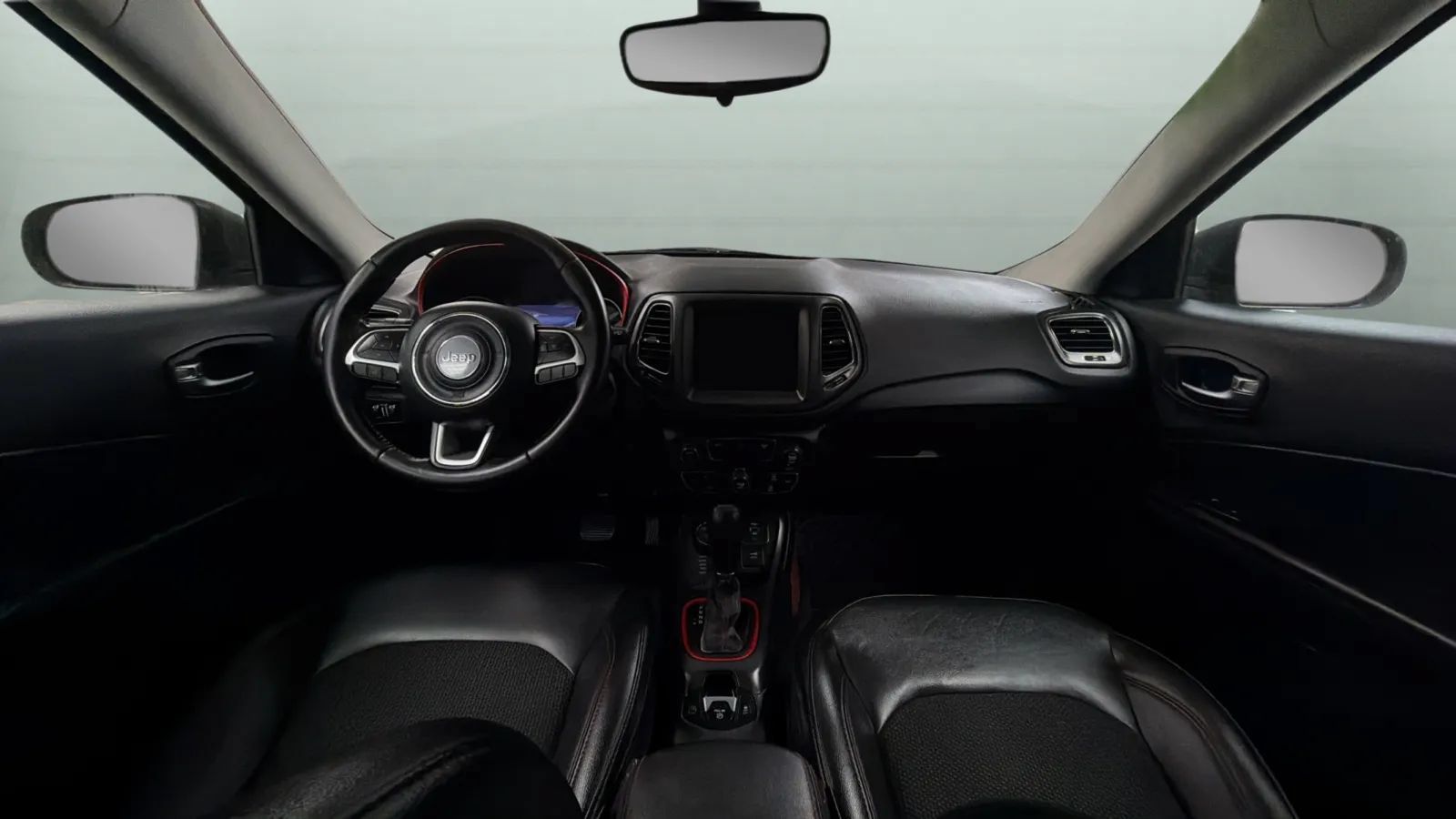Used 2019 Jeep Compass Trailhawk AWD/4WD image 9