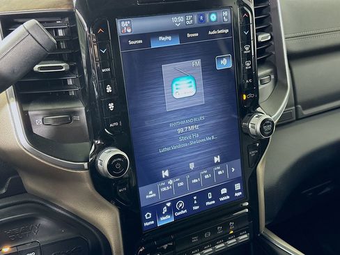 Used 2024 RAM 3500 Laramie w/ Towing Technology Group image 28