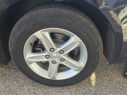 Used 2023 Chevrolet Malibu LT image 12