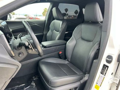 Used 2024 Lexus RX 350 FWD w/ Technology Package image 12