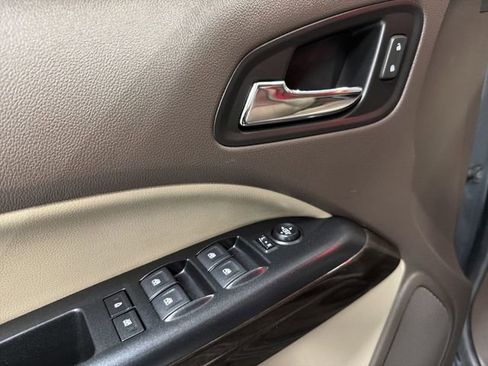 Used 2017 GMC Canyon SLT w/ Trailering Package image 15