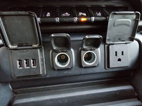 Used 2014 Chevrolet Silverado 1500 LTZ Z71 w/ LTZ Plus Package image 57