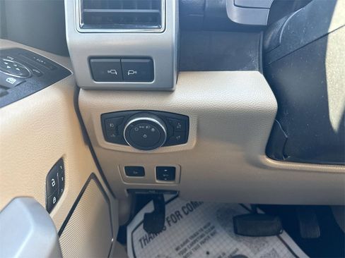 Used 2019 Ford F250 Lariat w/ Lariat Ultimate Package image 18