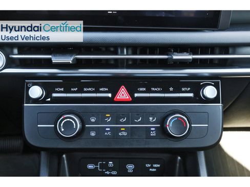 Certified 2025 Hyundai Santa Cruz SE image 27