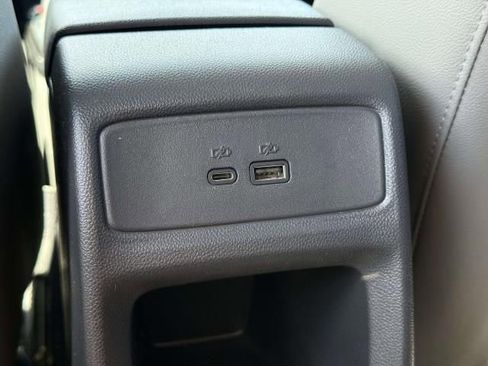 Certified 2024 Chevrolet Trax ACTIV w/ Sunroof Package image 13