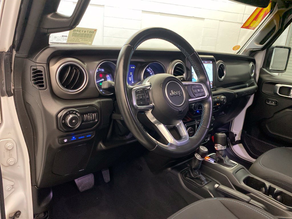 Certified 2021 Jeep Wrangler Unlimited Rubicon 4xe AWD/4WD image 18