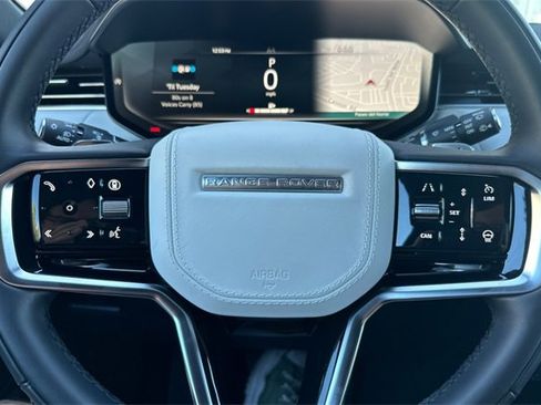 Certified 2025 Land Rover Range Rover Sport SE image 23