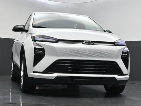 New 2027 Chevrolet Bolt LT FWD image 35