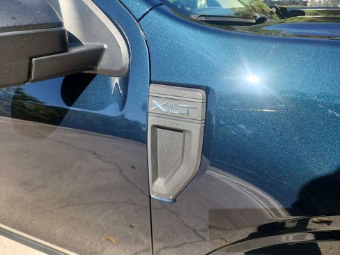 Used 2022 Ford Maverick XLT image 14