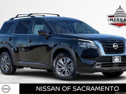 New 2025 Nissan Pathfinder SV