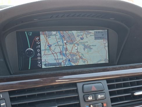 Used 2011 BMW 335i xDrive Sedan AWD/4WD image 16