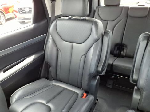 Used 2022 Hyundai Palisade SEL w/ Premium Package AWD/4WD image 21