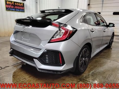 Used 2018 Honda Civic EX image 3