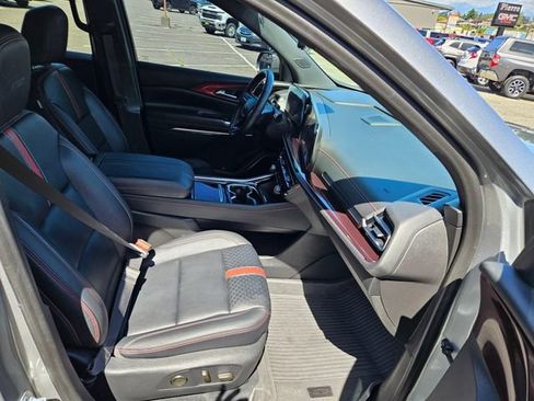 Used 2024 Chevrolet Traverse RS w/ LPO, Floor Liner Package AWD/4WD image 13