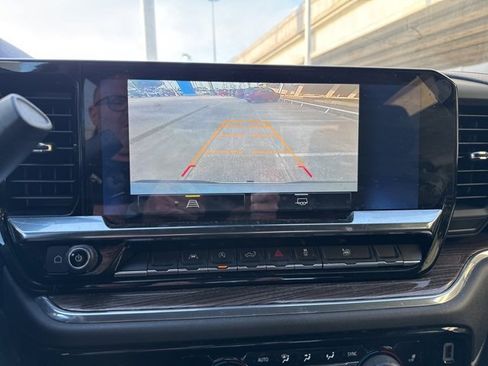 Used 2024 Chevrolet Silverado 1500 LT image 21