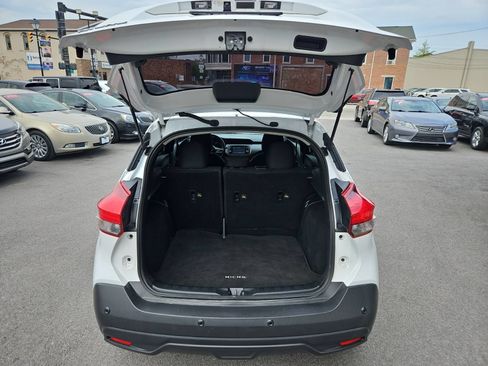 Used 2020 Nissan Kicks S FWD image 17