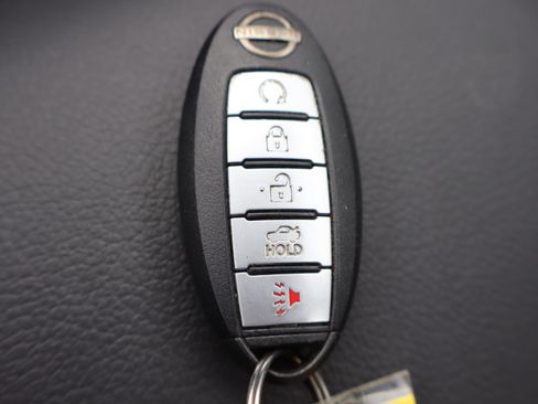 Used 2023 Nissan Altima 2.5 SL FWD image 30