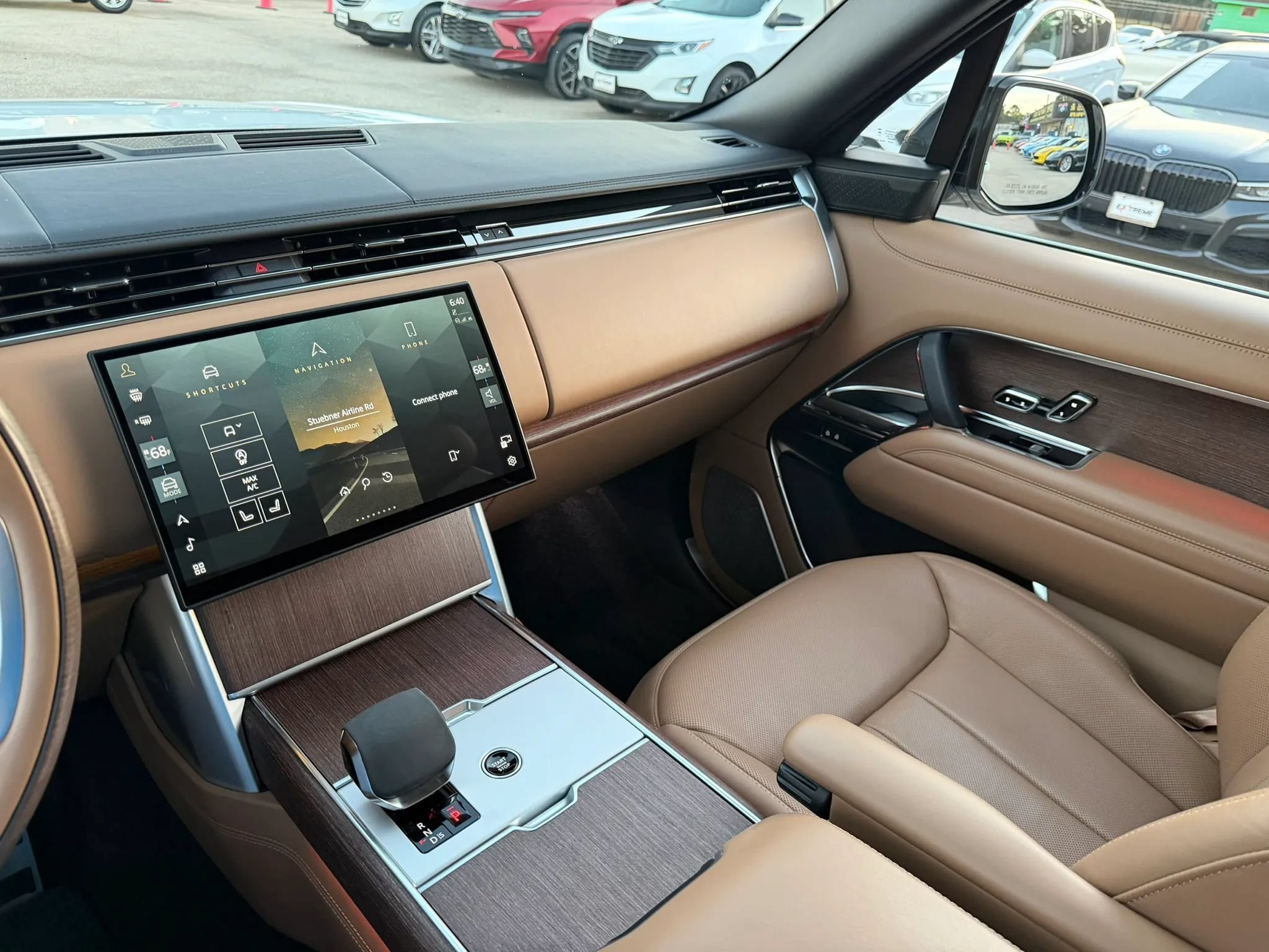 Used 2024 Land Rover Range Rover Autobiography AWD/4WD image 51