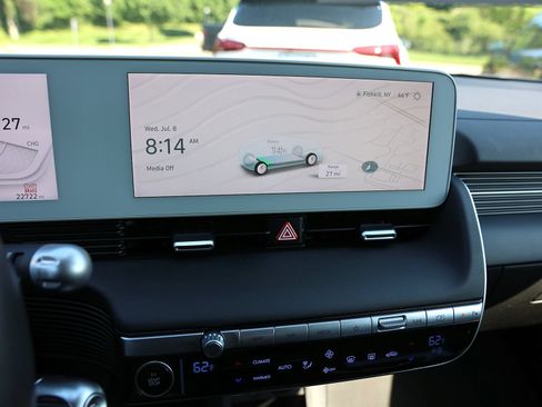 Certified 2024 Hyundai Ioniq 5 SEL AWD/4WD image 22