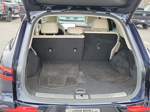 Certified 2026 Genesis GV70 2.5T Select AWD/4WD image 18