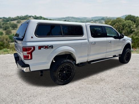 Used 2018 Ford F150 XLT w/ Equipment Group 302A Luxury AWD/4WD image 10